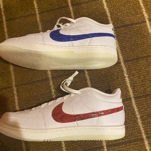 Nike sky force red vs blue